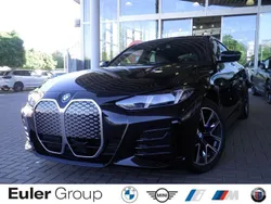 Black sapphire metallic Gebraucht 2025 BMW i4 Performance Limousine | 63.299 € (Teuer)