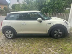 Weiß Gebraucht 2020 Mini ONE Pepper Kleinwagen | 12.000 € (Guter Preis)