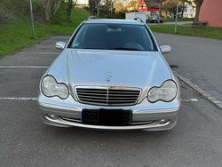 Silber Gebraucht 2004 Mercedes C180 Avantgarde Kombi | 2.200 € (Fairer Preis)