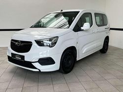 Weiß Gebraucht 2019 Opel Combo Edition Van / Kleinbus | 10.890 € (Teuer)
