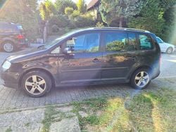 Schwarz Gebraucht 2005 VW Touran Van / Kleinbus | 1.100 € (Guter Preis)