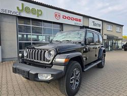 Schwarz Gebraucht 2024 Jeep Wrangler Unlimited Sahara SUV | 65.750 € (Teuer)