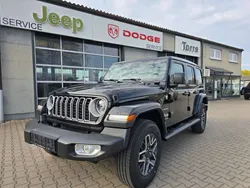Schwarz Neu 2024 Jeep Wrangler Unlimited Sahara SUV | 65.750 € (Fairer Preis)