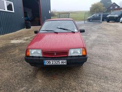 Rot Gebraucht 1993 Lada Forma Limousine | 2.800 €