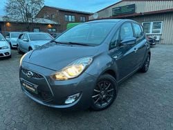 Grau Gebraucht 2016 Hyundai ix20 Classic Kleinwagen | 8.300 € (Fairer Preis)