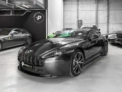Grau Gebraucht 2015 Aston Martin V8 Vantage Coupé | 68.780 € (Fairer Preis)