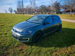Grau Gebraucht 2017 VW e-Golf Kleinwagen | 12.499 € (Fairer Preis)