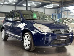 Blau Gebraucht 2012 Dacia Sandero Kleinwagen | 4.990 € (Fairer Preis)