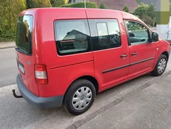 Rot Gebraucht 2006 VW Caddy Life Van / Kleinbus | 2.100 € (Etwas zu teuer)