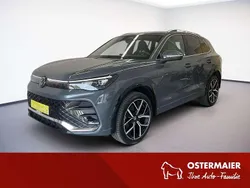 Delfingrau metallic Gebraucht 2024 VW Tiguan R-line SUV | 47.380 € (Superpreis)