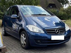Blau Gebraucht 2009 Mercedes A150 Limousine | 2.150 € (Guter Preis)