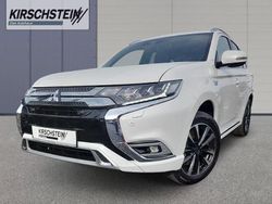 Weiss Gebraucht 2020 Mitsubishi Outlander P-HEV Top SUV | 23.990 € (Fairer Preis)