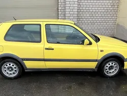 Gelb Gebraucht 1995 VW Golf III GT Kleinwagen | 2.750 €
