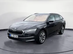 Schwarz Gebraucht 2025 Skoda Octavia Tour Kombi | 38.680 € (Fairer Preis)