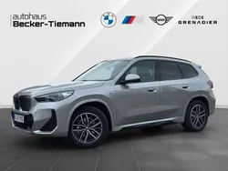 Spacesilber Gebraucht 2025 BMW iX1 M Sport SUV | 46.886 € (Fairer Preis)