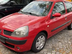 Rot Gebraucht 2005 Renault Clio II Limousine | 1.695 € (Guter Preis)