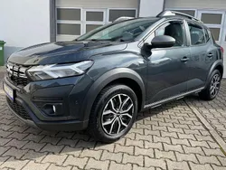 Grau Gebraucht 2023 Dacia Sandero Expression Kleinwagen | 16.490 € (Fairer Preis)