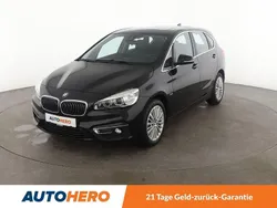 Schwarz Gebraucht 2015 BMW 218 Active Tourer Luxury Line Van / Kleinbus | 16.550 € (Fairer Preis)