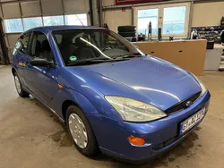 Blau Gebraucht 2000 Ford Focus Limousine | 1.090 € (Fairer Preis)