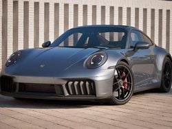Grau Neu 2025 Porsche 911 Carrera 4 GTS | 191.400 € (Teuer)