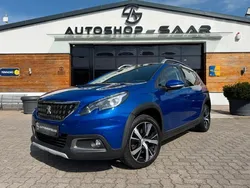 Blau Gebraucht 2019 Peugeot 2008 Allure SUV | 13.900 € (Superpreis)