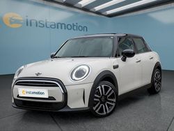 Weiß Gebraucht 2022 Mini Cooper Kleinwagen | 20.249 € (Fairer Preis)