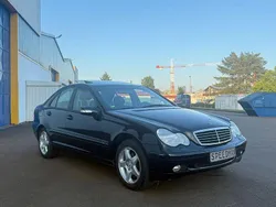 Schwarz Gebraucht 2001 Mercedes C180 Classic Limousine | 4.250 € (Etwas zu teuer)