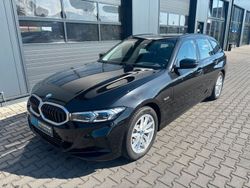 Schwarz Gebraucht 2022 BMW 330e Kombi | 26.980 € (Superpreis)