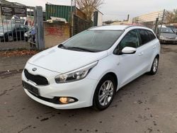 Weiß Gebraucht 2014 Kia Ceed Sportswagon Edition 7 Kombi | 4.999 € (Guter Preis)