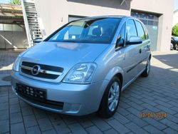 Silber Gebraucht 2004 Opel Meriva Van / Kleinbus | 1.599 € (Guter Preis)