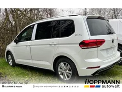 Weiß Gebraucht 2024 VW Touran Goal Van / Kleinbus | 46.490 € (Fairer Preis)