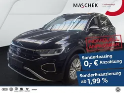 Deep black perleffekt Gebraucht 2024 VW T-Roc Life SUV | 20.840 € (Superpreis)