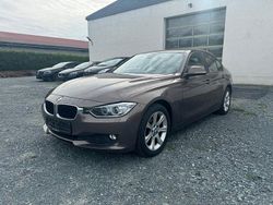 Braun Gebraucht 2013 BMW 320 Sport Line Limousine | 15.600 € (Fairer Preis)