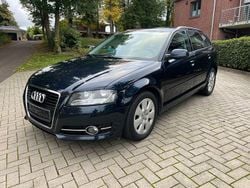 Tiefseeblau perleffekt Gebraucht 2010 Audi A3 Sportback Attraction Kleinwagen | 3.999 € (Guter Preis)