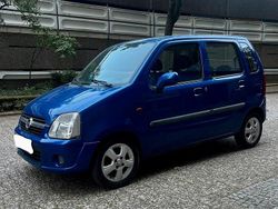 Blau Gebraucht 2005 Opel Agila Kleinwagen | 1.690 €
