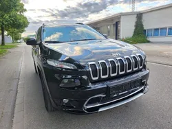 Schwarz Gebraucht 2017 Jeep Cherokee Overland SUV | 21.500 € (Fairer Preis)