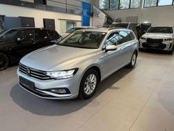 Silber Gebraucht 2023 VW Passat Business Limousine | 26.999 € (Fairer Preis)