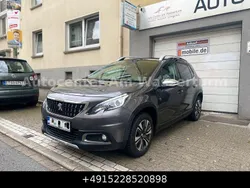 Gris platinium Gebraucht 2018 Peugeot 2008 Crossway SUV | 9.990 € (Fairer Preis)