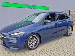 Blau Gebraucht 2019 Mercedes B220 AMG line Van / Kleinbus | 29.990 € (Teuer)