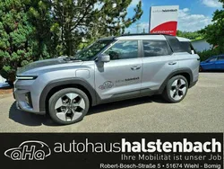 Grau Gebraucht 2024 Ssangyong Torres EVX SUV | 38.990 €