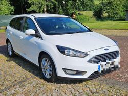 Weiß Gebraucht 2015 Ford Focus Titanium Kombi | 7.500 € (Fairer Preis)