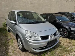 Grau Gebraucht 2008 Renault Scénic II Exception Van / Kleinbus | 3.790 € (Fairer Preis)