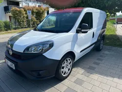 Schwarz Gebraucht 2018 Fiat Doblò Van / Kleinbus | 9.499 € (Guter Preis)