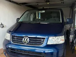 Blau Gebraucht 2003 VW Multivan Van / Kleinbus | 13.000 €