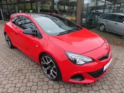 Opel Astra GTC