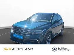 Blau Gebraucht 2024 VW Tiguan R-line SUV | 37.710 € (Fairer Preis)