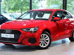 Rot Gebraucht 2023 Audi A3 Sportback Basis Kleinwagen | 20.549 € (Guter Preis)