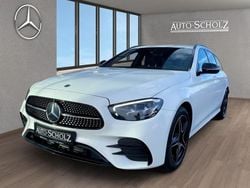 Weiß Gebraucht 2022 Mercedes E300 AMG Limousine | 35.528 € (Etwas zu teuer)