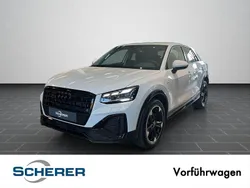 Gletscherweiß metallic Gebraucht 2025 Audi Q2 S-Line SUV | 37.490 € (Fairer Preis)