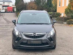 Grau Gebraucht 2012 Opel Zafira Tourer Van / Kleinbus | 7.000 € (Fairer Preis)